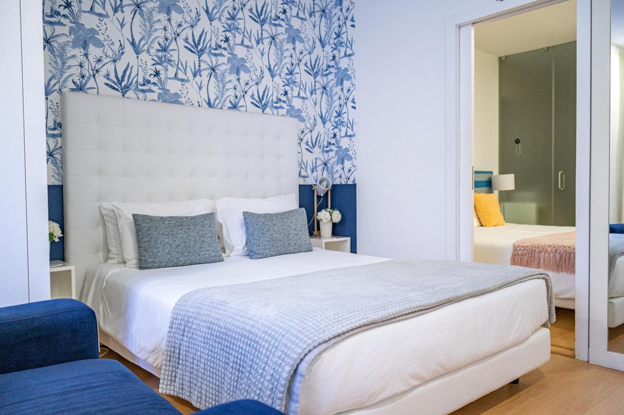By The Sea - Nazare Bed & Breakfast Екстериор снимка