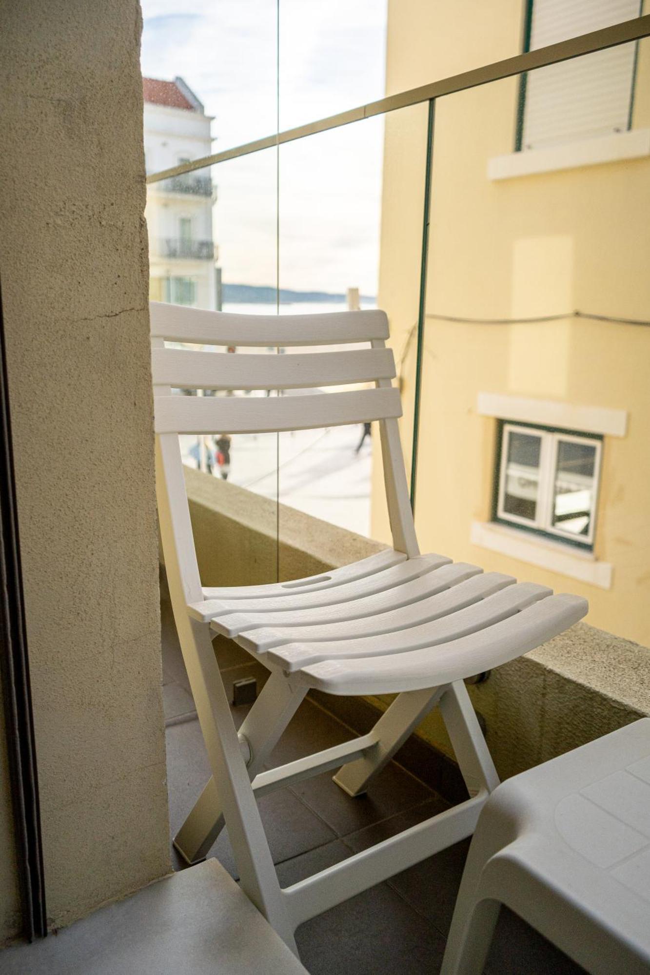 By The Sea - Nazare Bed & Breakfast Екстериор снимка