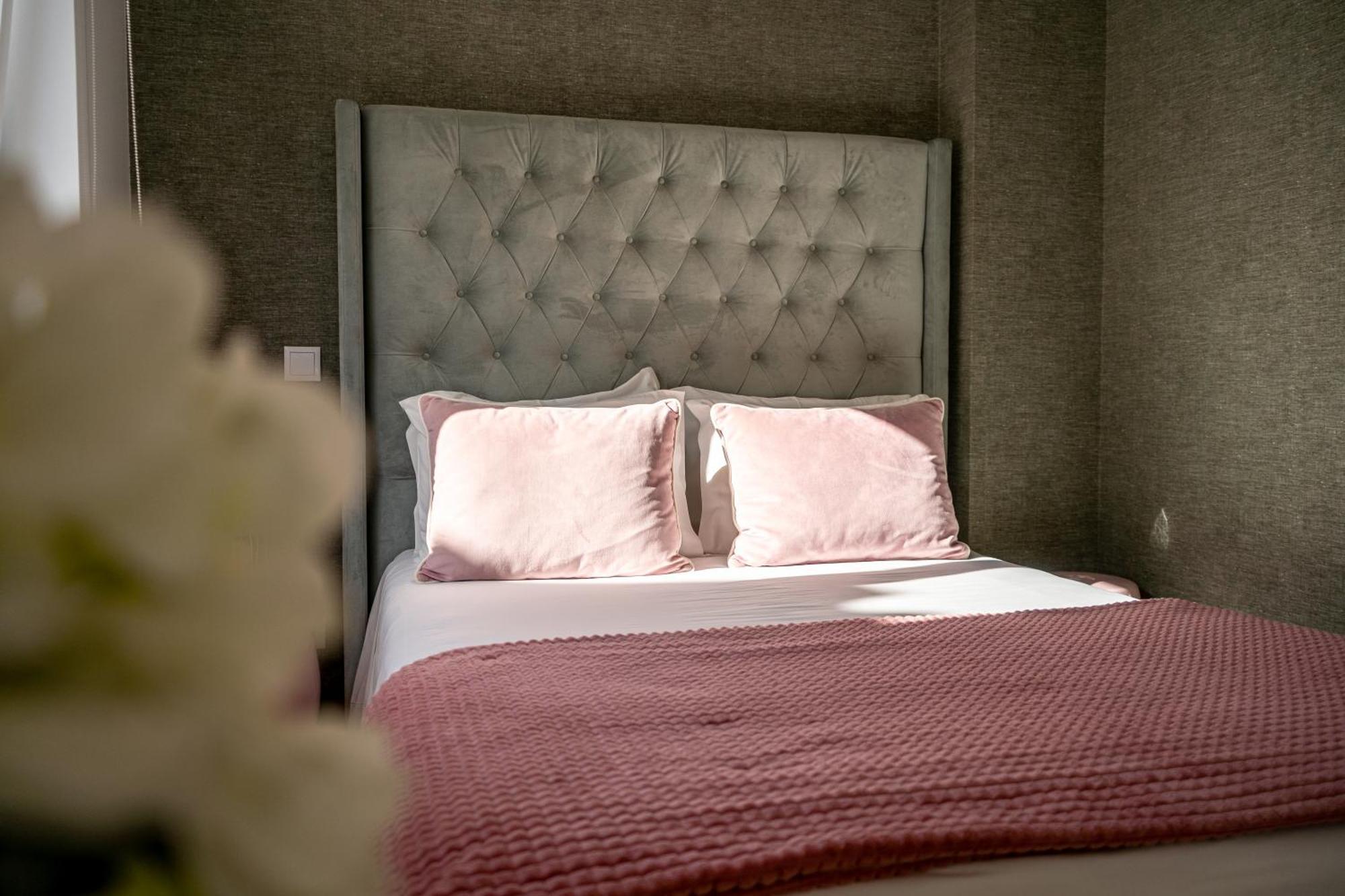 By The Sea - Nazare Bed & Breakfast Екстериор снимка